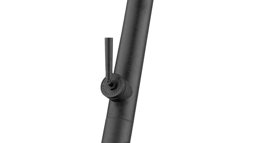 JEE-O Soho 01 Duş Kolonu, Paslanmaz Çelik, Hammercoated-black
